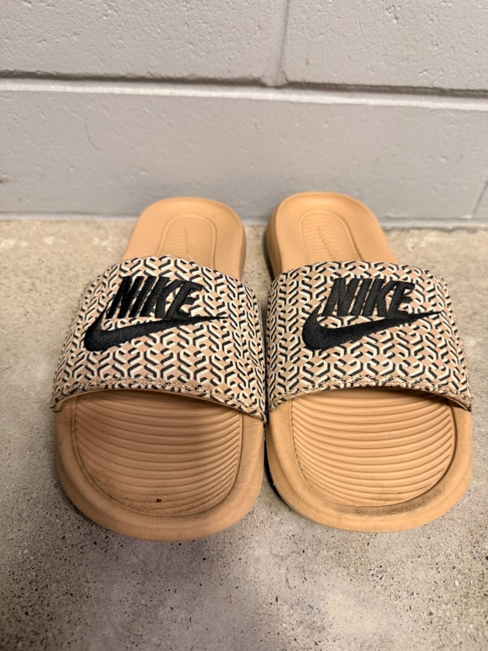 Nike Victori One x Nike United Sandals EUR 39/US 8